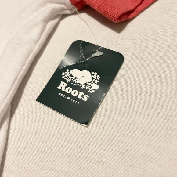 Roots Womens Varsity Chic Tshirt Size XS Shirt - Picture 3 of 16